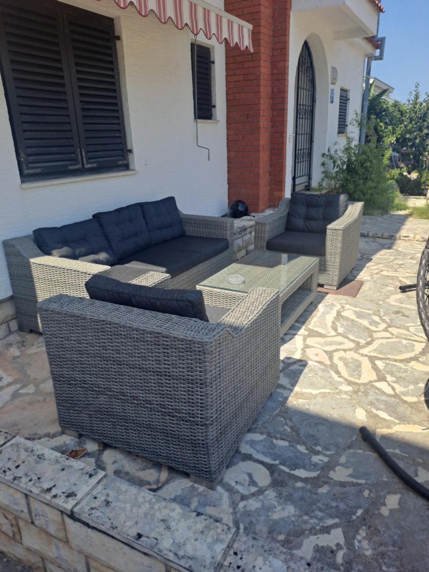 Romansa Guest House زادار المظهر الخارجي الصورة